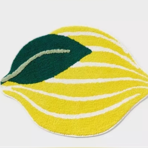 Room Essentials Lemon Bath Rug. - Picture 1 of 1